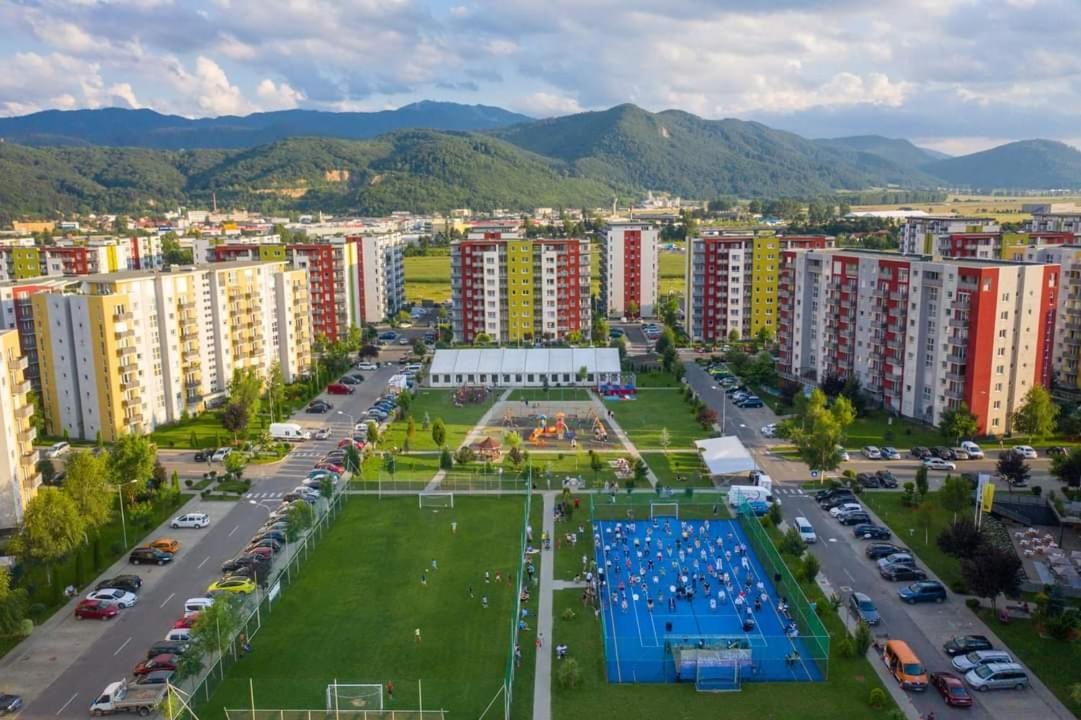 Avantgarden King Apart Braşov Esterno foto